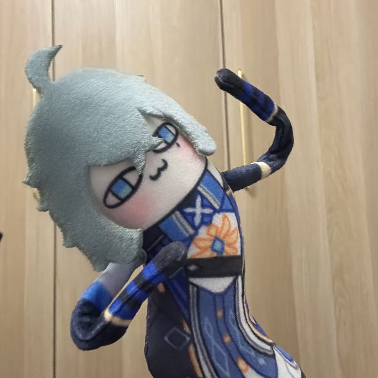 18 センチメートル面白い原神インパクト ローヘンぬいぐるみ - Cosplay Plushie Prop のレビューと価格