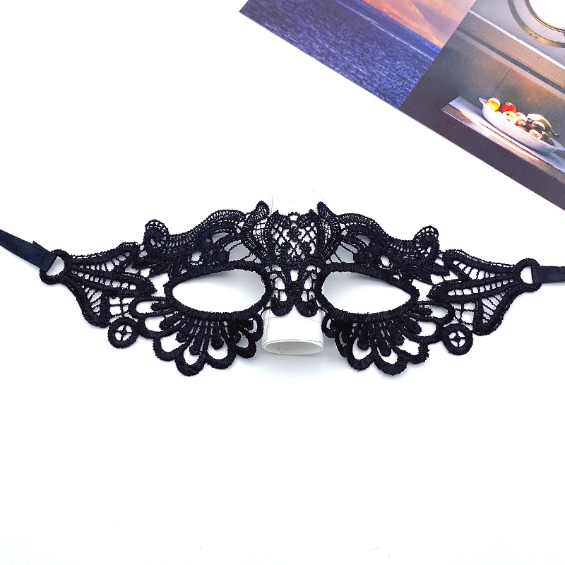 女性のための透かし彫りのレースのフェイスマスク,黒,セクシー - Cosplay Prop Kit のレビューと価格